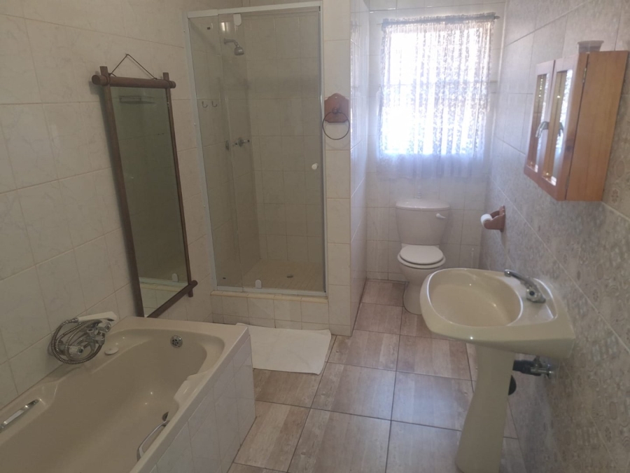 12 Bedroom Property for Sale in Pellissier Free State
